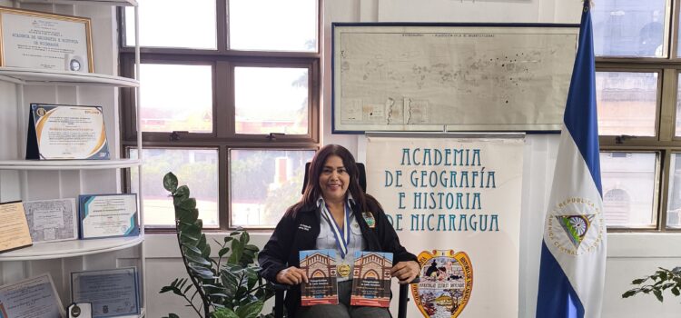 HISTORIADORA DE NUESTRA ACADEMIA PUBLICA EN CAMBRIDGE UNIVERSITY PRESS HISTORIADORA DE NUESTRA ACADEMIA PUBLICA EN CAMBRIDGE UNIVERSITY PRESS